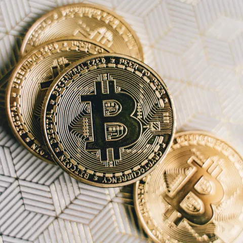 bitcoin cryptocurrency coins