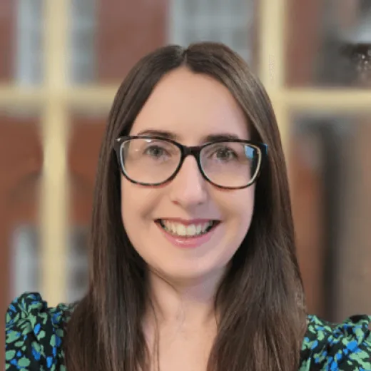 Headshot of Vicki Humphrey