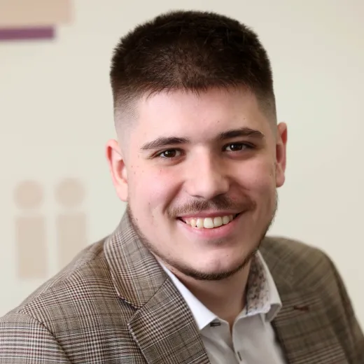 Headshot of Cairon Pearce